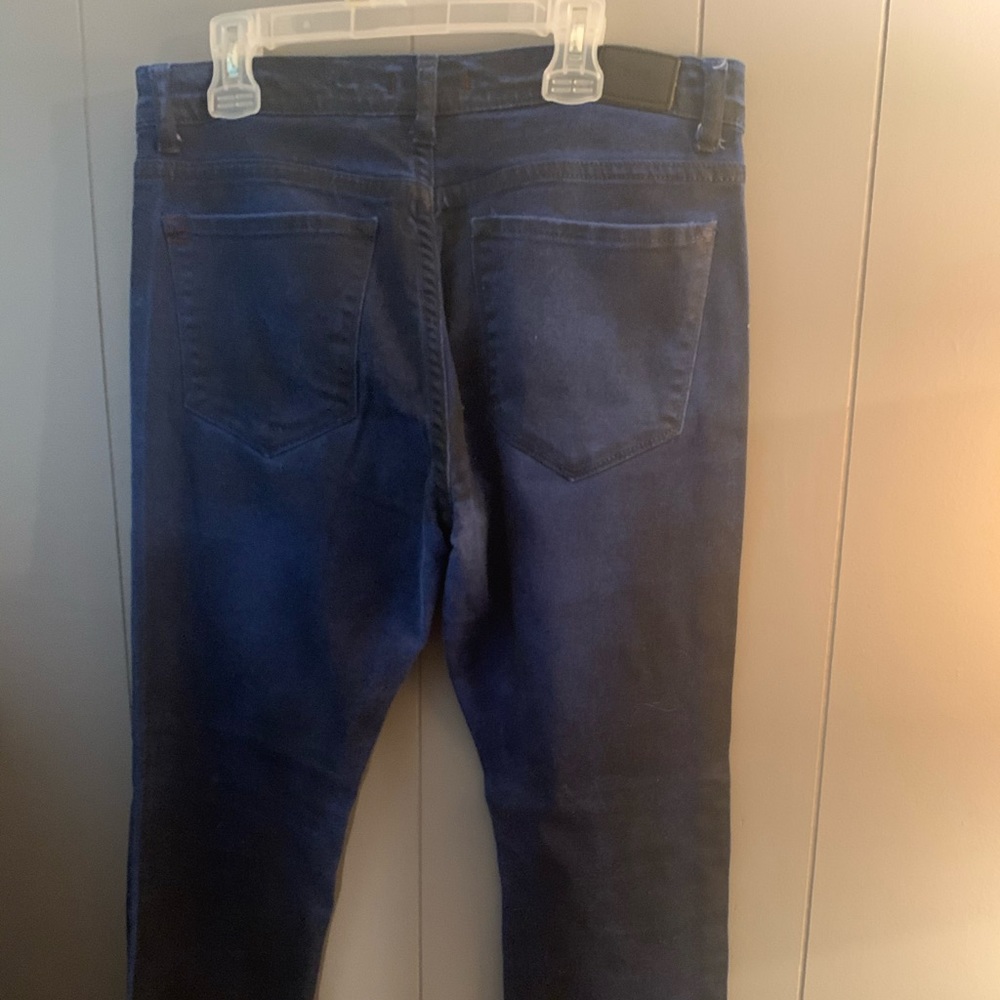 Blue jeans - Picture 2 of 3
